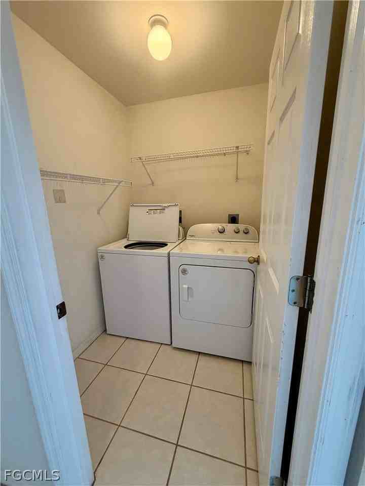 4620 Sw 13th Ave - Photo 7 of 22