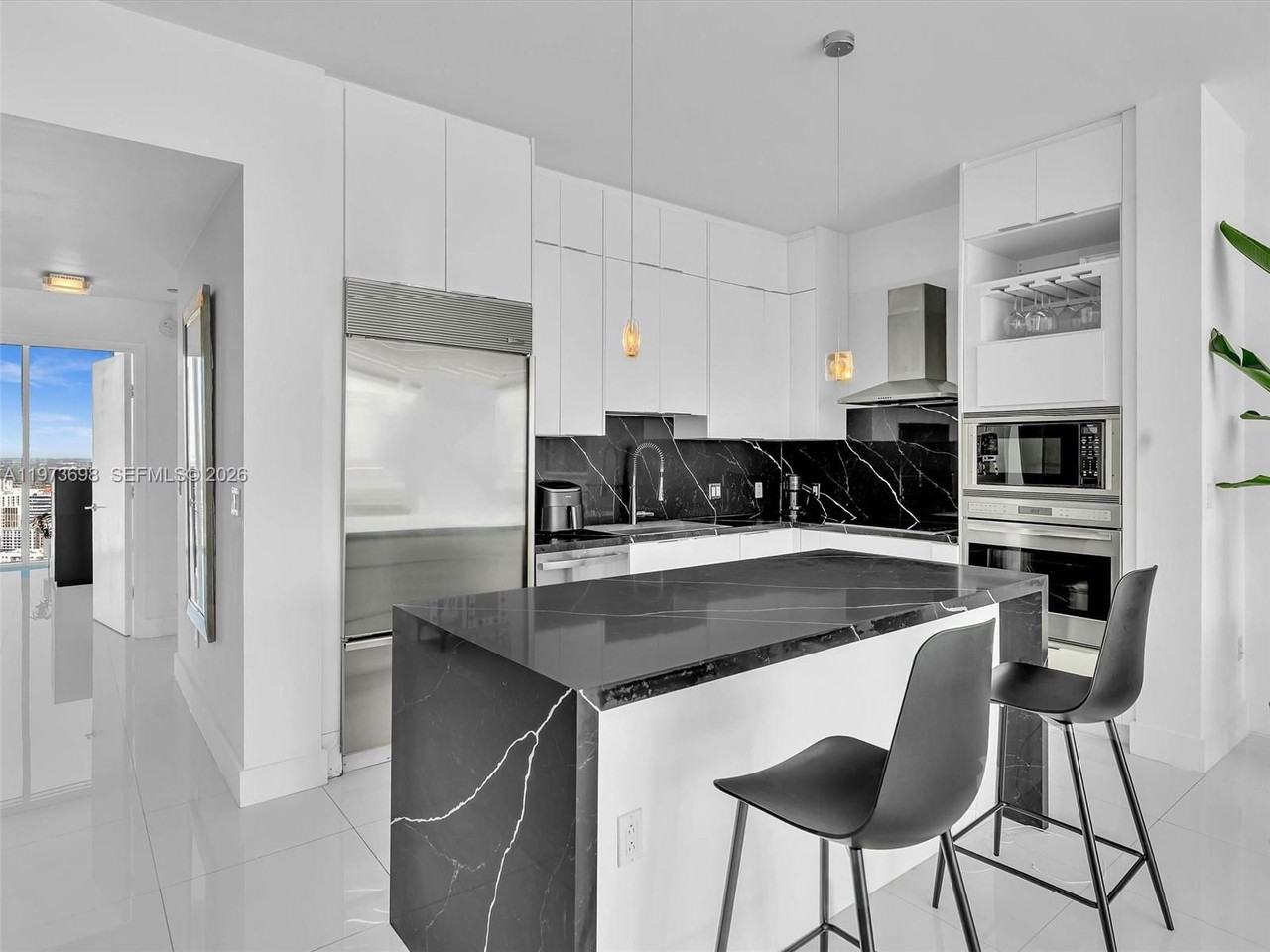 2020 N Bayshore Dr #3303 - Photo 5 of 8