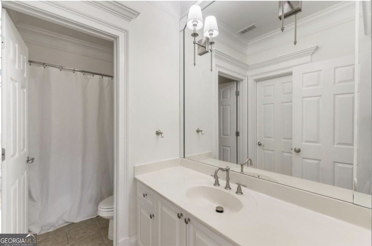 802 Clifton Heights Ln Ne - Photo 6 of 44