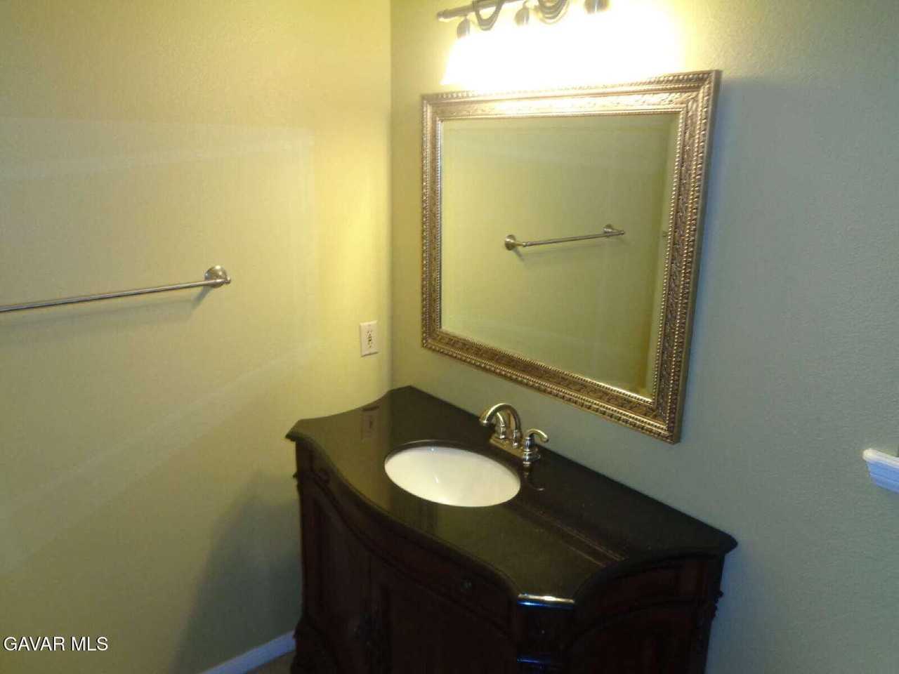 5736 Bulford Pl - Photo 6 of 13