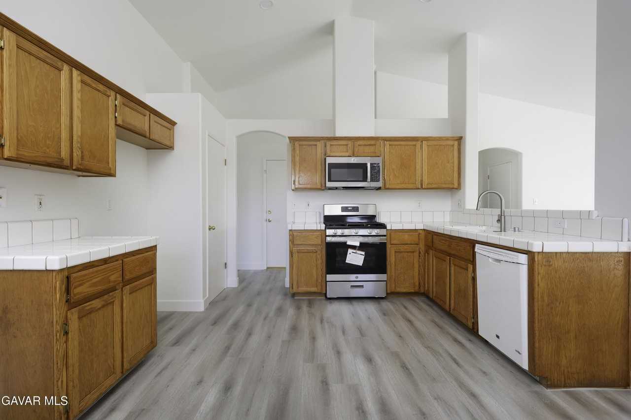 12227 Grand Teton Dr - Photo 7 of 26