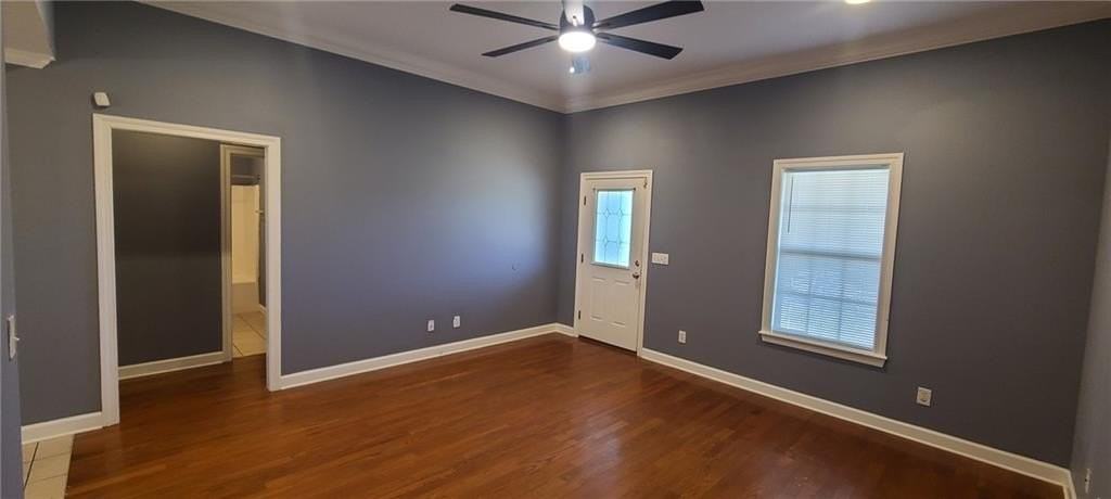 1010 Newport Pkwy - Photo 3 of 28