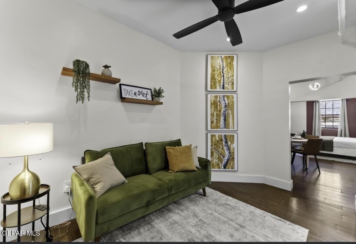 513 W San Antonio Ave - Photo 6 of 14