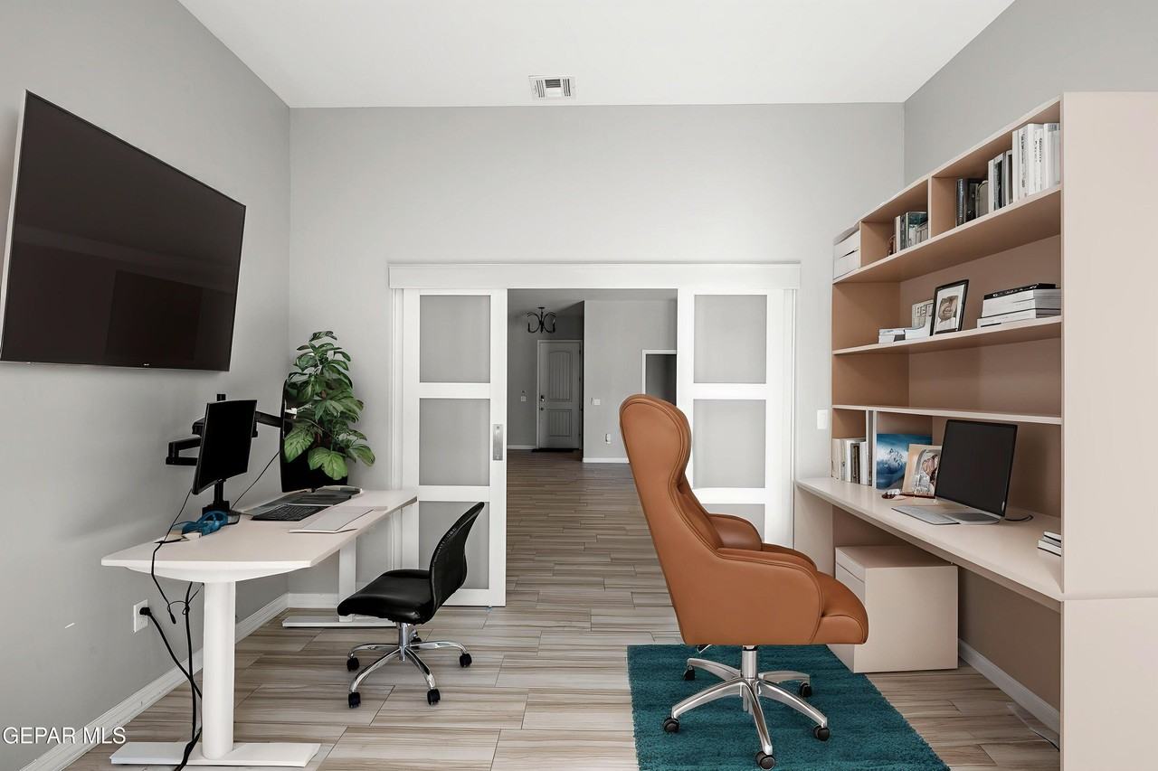 13636 Glen Vista Ln - Photo 5 of 40