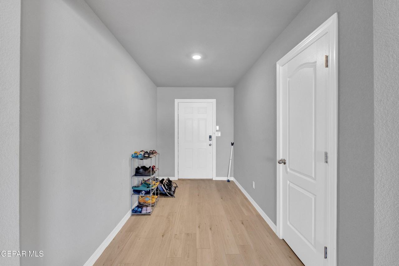 14557 Desert Poppy Ct - Photo 5 of 50