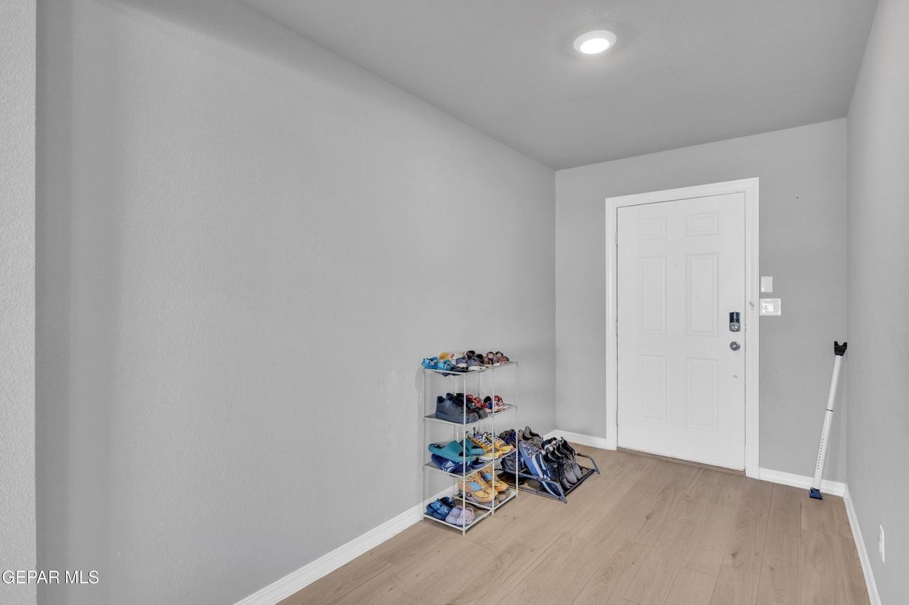 14557 Desert Poppy Ct - Photo 6 of 50