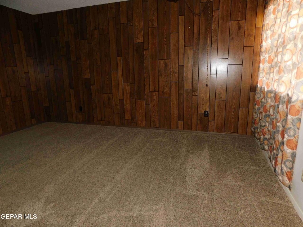 6400 Edgemere Blvd #8A - Photo 2 of 23