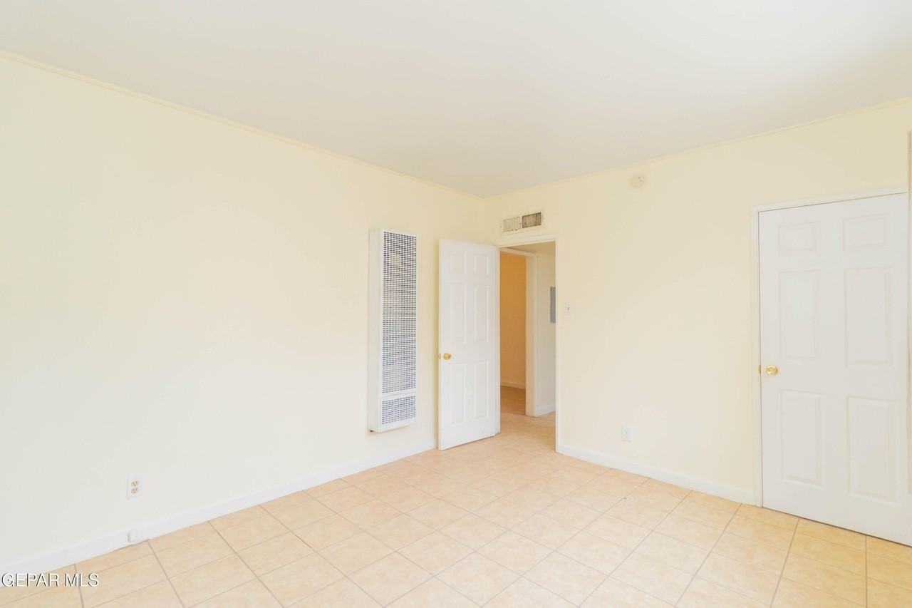 1210 N Florence St Unit 4 - Photo 5 of 22