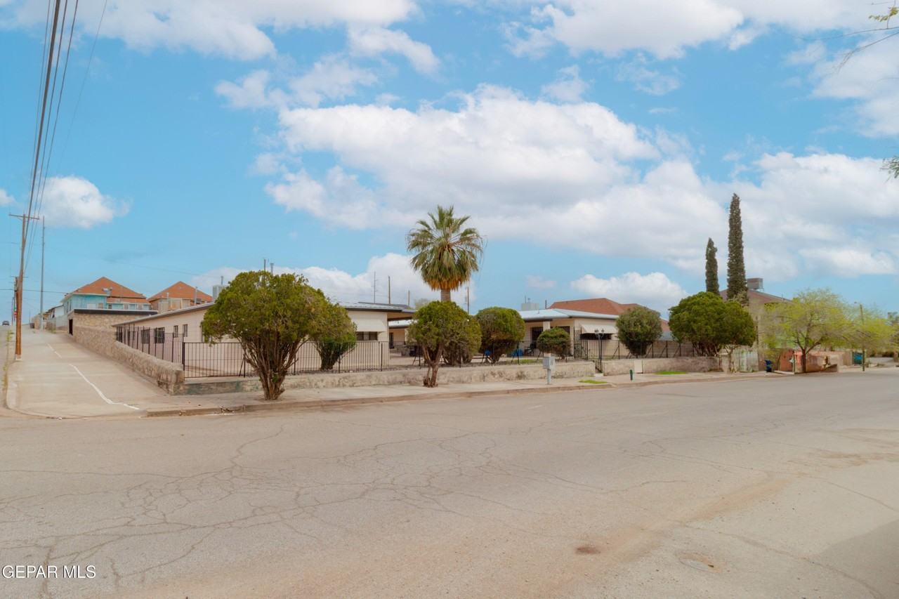 1210 N Florence St Unit 4 - Photo 7 of 22