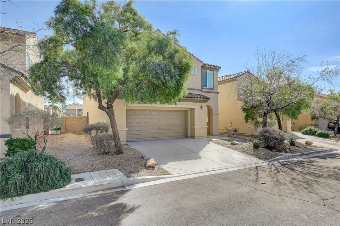 2827 Dalsetter Dr - Photo 4 of 50