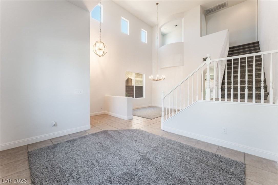 561 Tecate Valley St - Photo 5 of 45