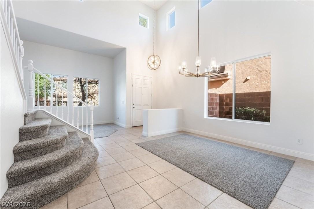 561 Tecate Valley St - Photo 7 of 45