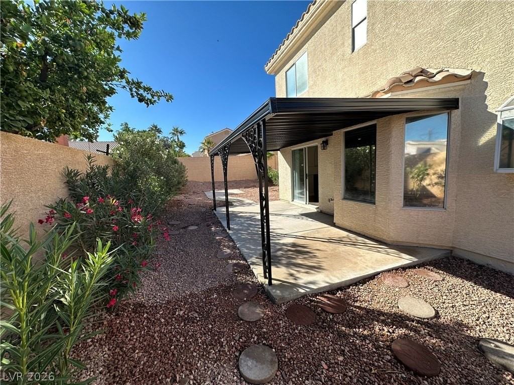 1034 Skysail Dr - Photo 3 of 34