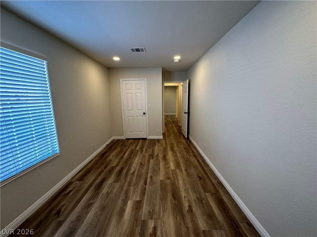 1034 Skysail Dr - Photo 4 of 34