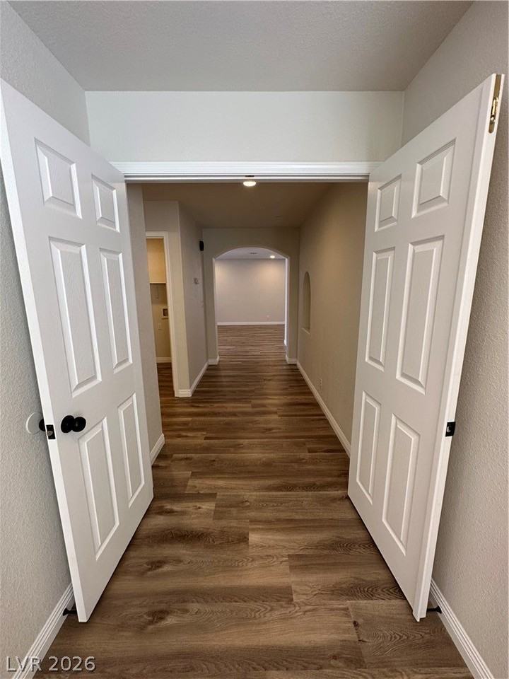 1034 Skysail Dr - Photo 5 of 34