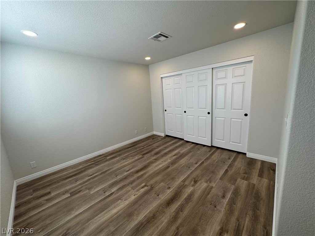 1034 Skysail Dr - Photo 6 of 34