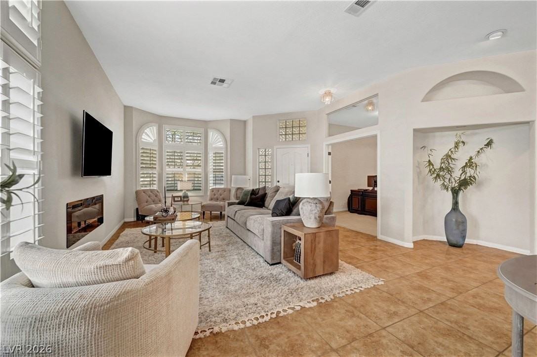 1405 Sunblush Ln - Photo 3 of 50