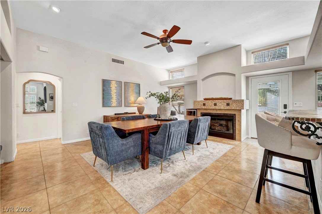 1405 Sunblush Ln - Photo 5 of 50