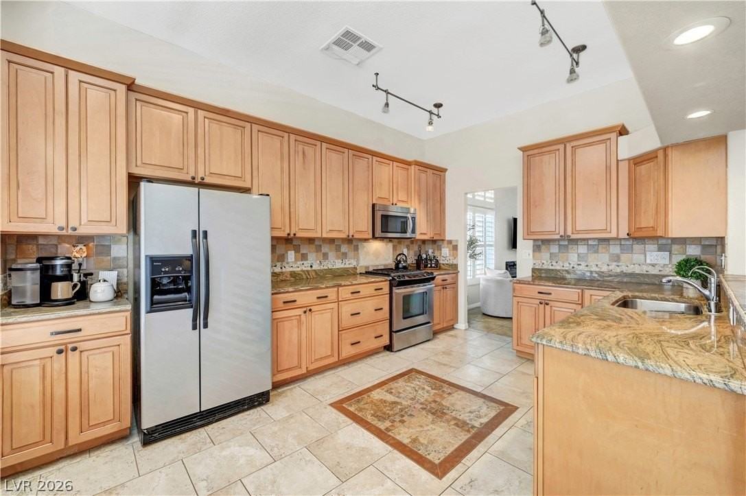 1405 Sunblush Ln - Photo 7 of 50