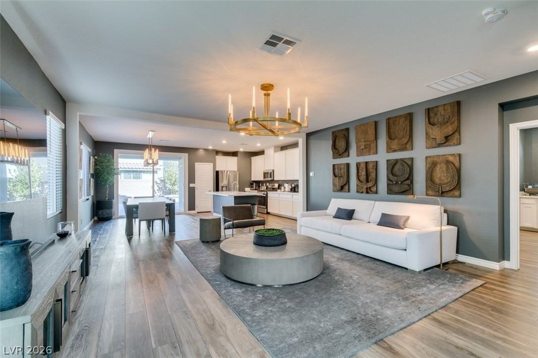 4432 Mural Glen Ct - Photo 5 of 50