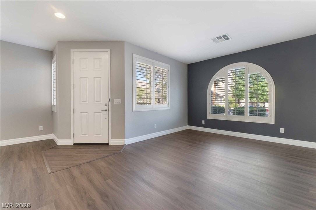 11208 Piazzale St - Photo 5 of 36