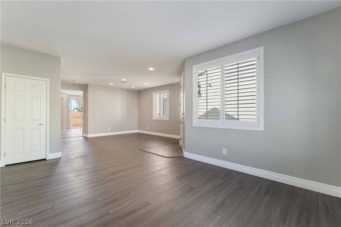 11208 Piazzale St - Photo 6 of 36