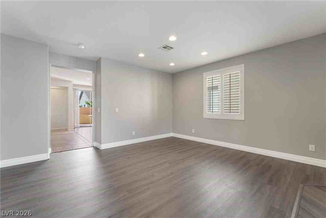 11208 Piazzale St - Photo 7 of 36