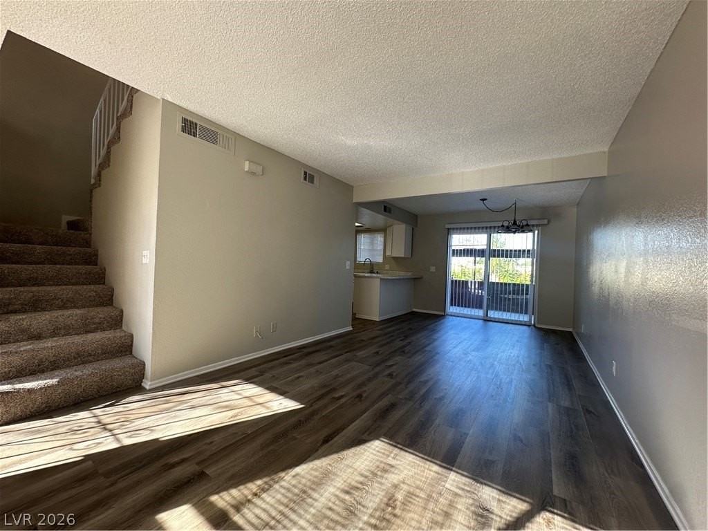 181 Bel Port Dr #184 - Photo 2 of 15