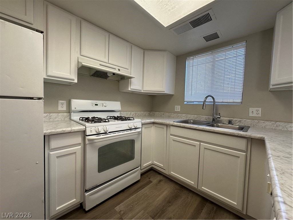 181 Bel Port Dr #184 - Photo 6 of 15