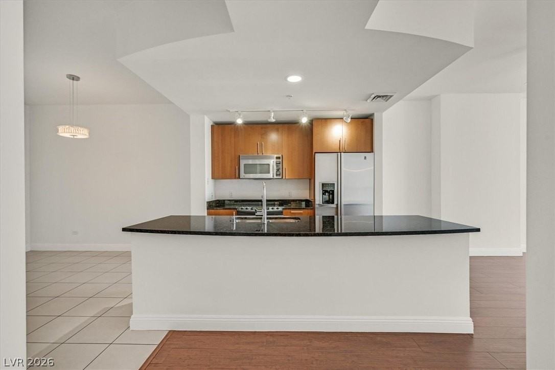 200 W Sahara Ave #1611 - Photo 3 of 37