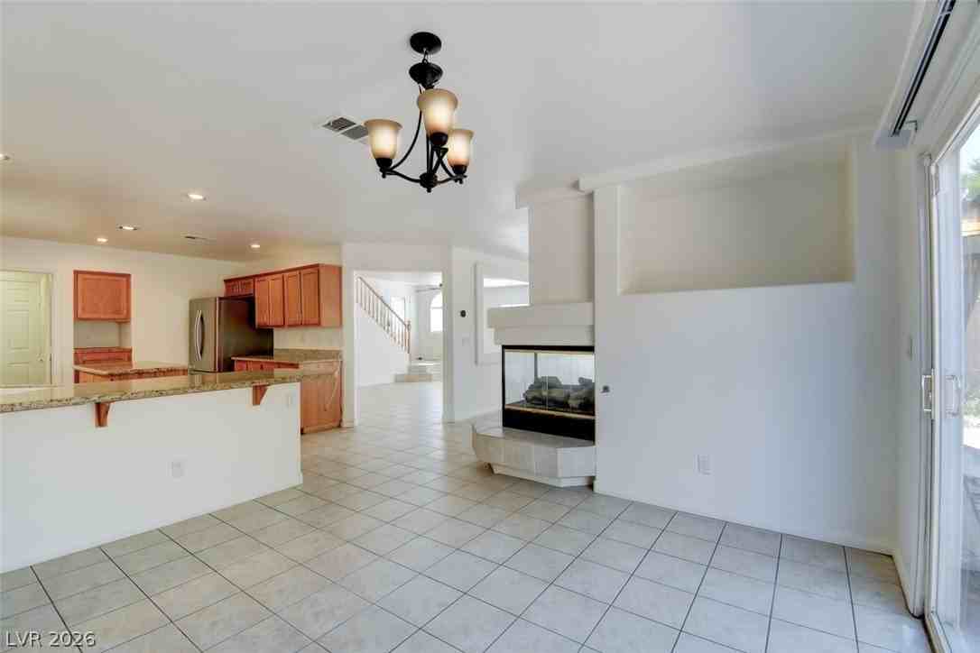 10931 Carberry Hill St - Photo 5 of 16