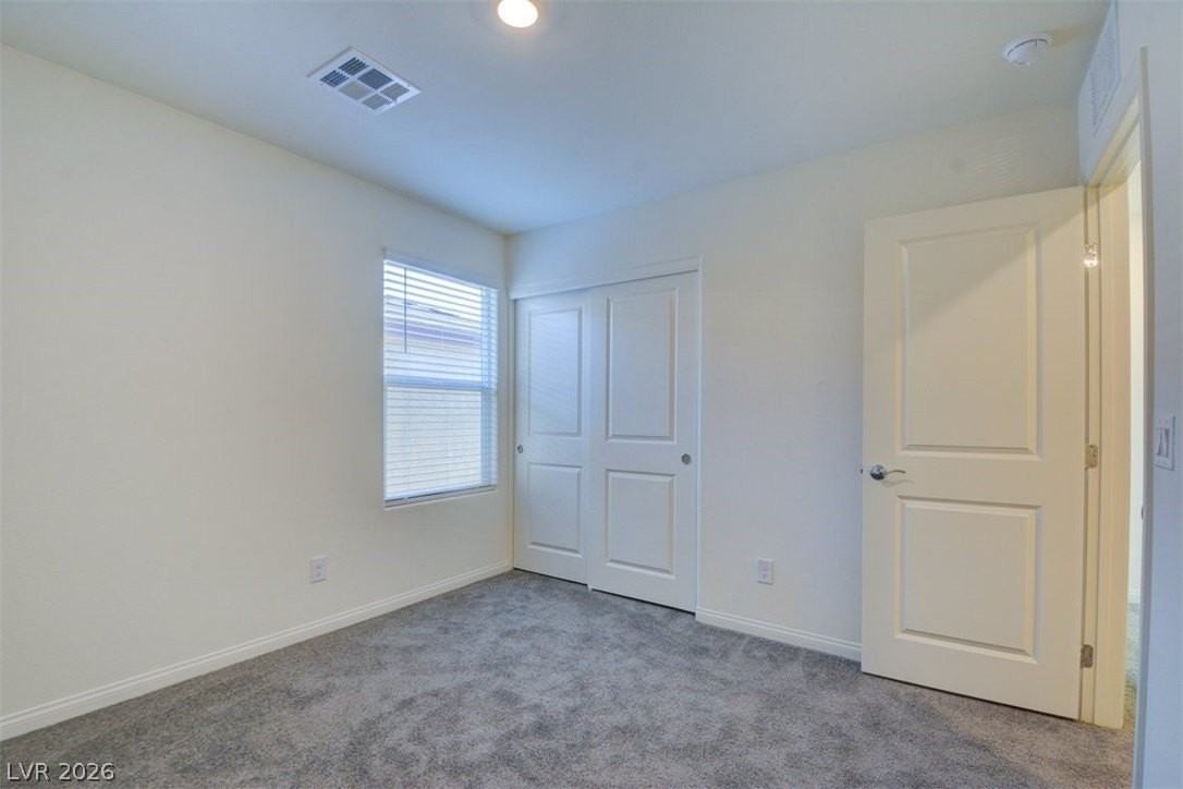 7906 W Agate Ave - Photo 7 of 28