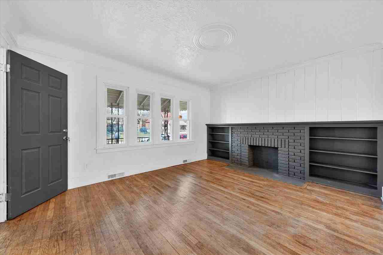 16890 Stoepel St Unit 1 - Photo 4 of 27