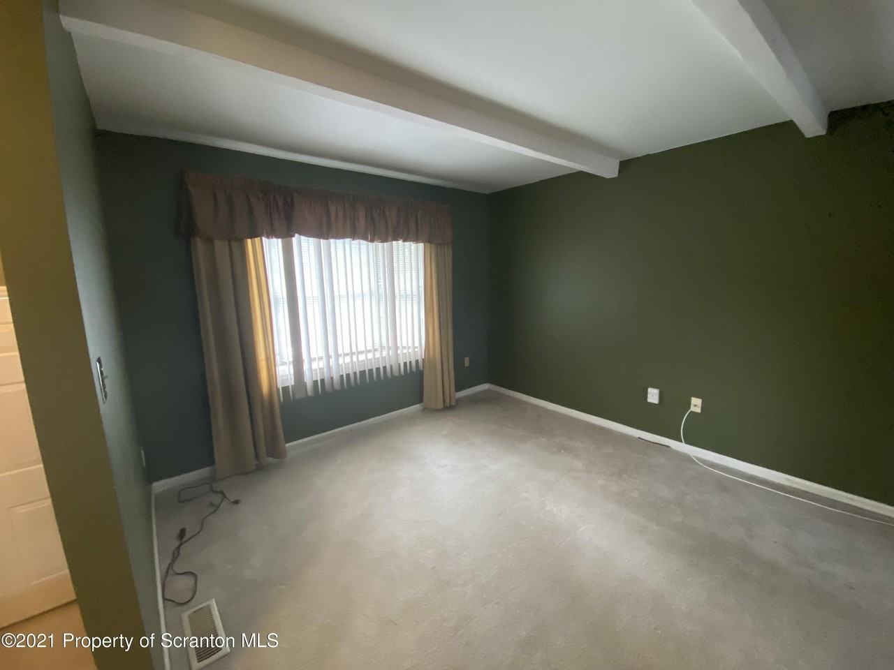 32 Briarwood Way - Photo 7 of 24