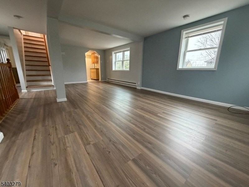 263 Kipp Ave - Photo 4 of 20