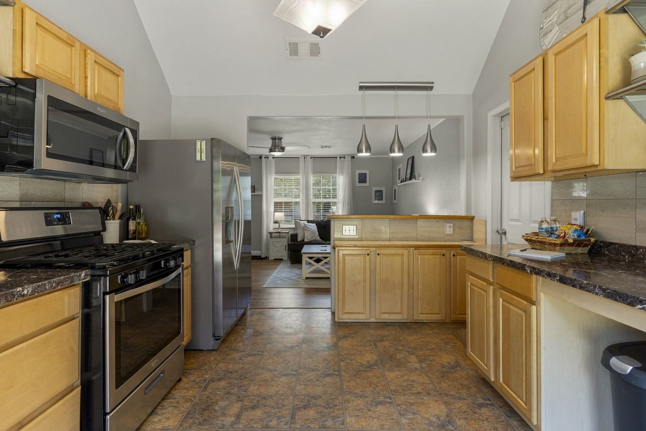 4911 S Cincinnati Ave #1 - Photo 4 of 27