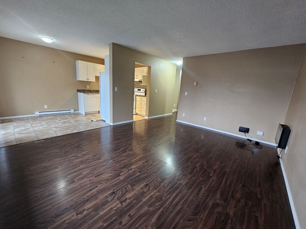 46260 Harford St #8 - Photo 7 of 18