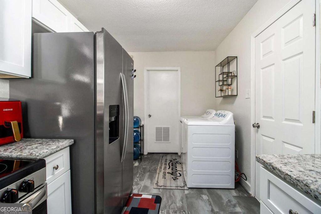 3367 Misty Valley Rd #1 - Photo 4 of 19