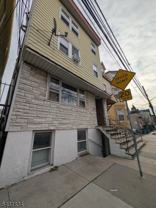 22 Somme St #3 - Photo 1 of 1