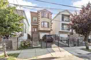 524 Broadway - Photo 1 of 1