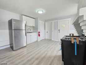 8 Lincoln Ave #2 - Photo 1 of 1