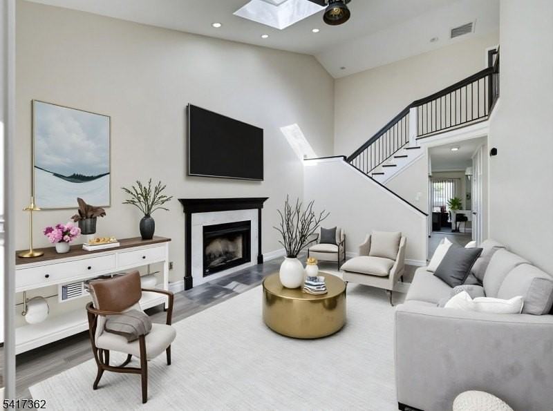 1141 Clawson Ct - Photo 3 of 22