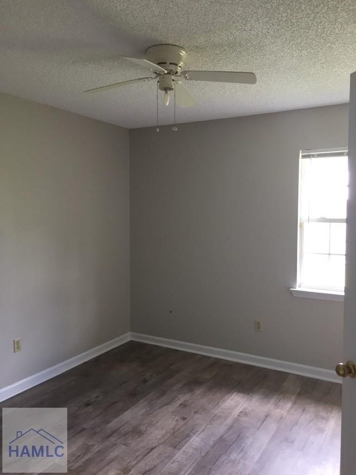 936 Poppleton Dr - Photo 5 of 14