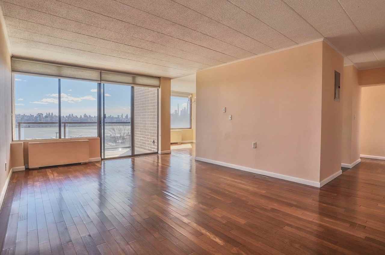 9060 Palisade Ave #307 - Photo 3 of 34