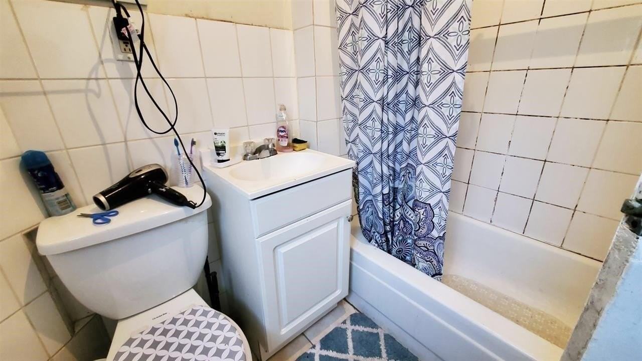 125 Beacon Ave #2 - Photo 3 of 7