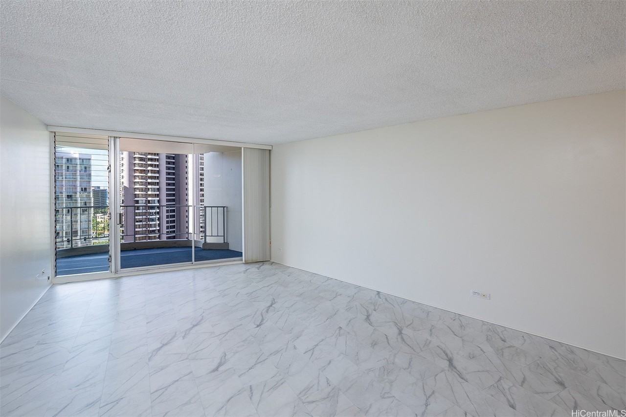 469 Ena Rd Apt 2009 - Photo 2 of 21