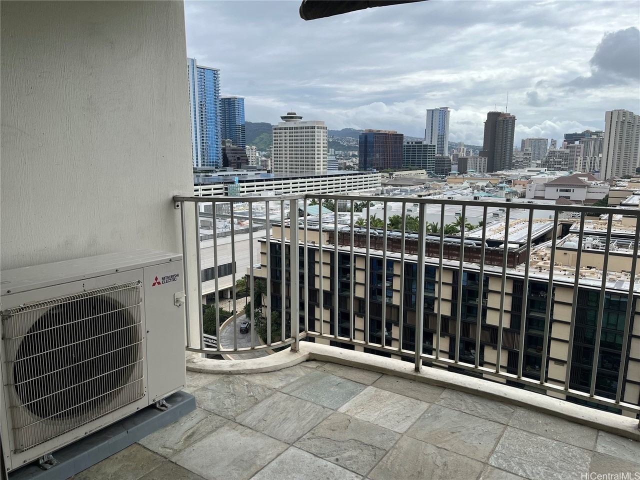 1350 Ala Moana Blvd Apt 1904 - Photo 6 of 19