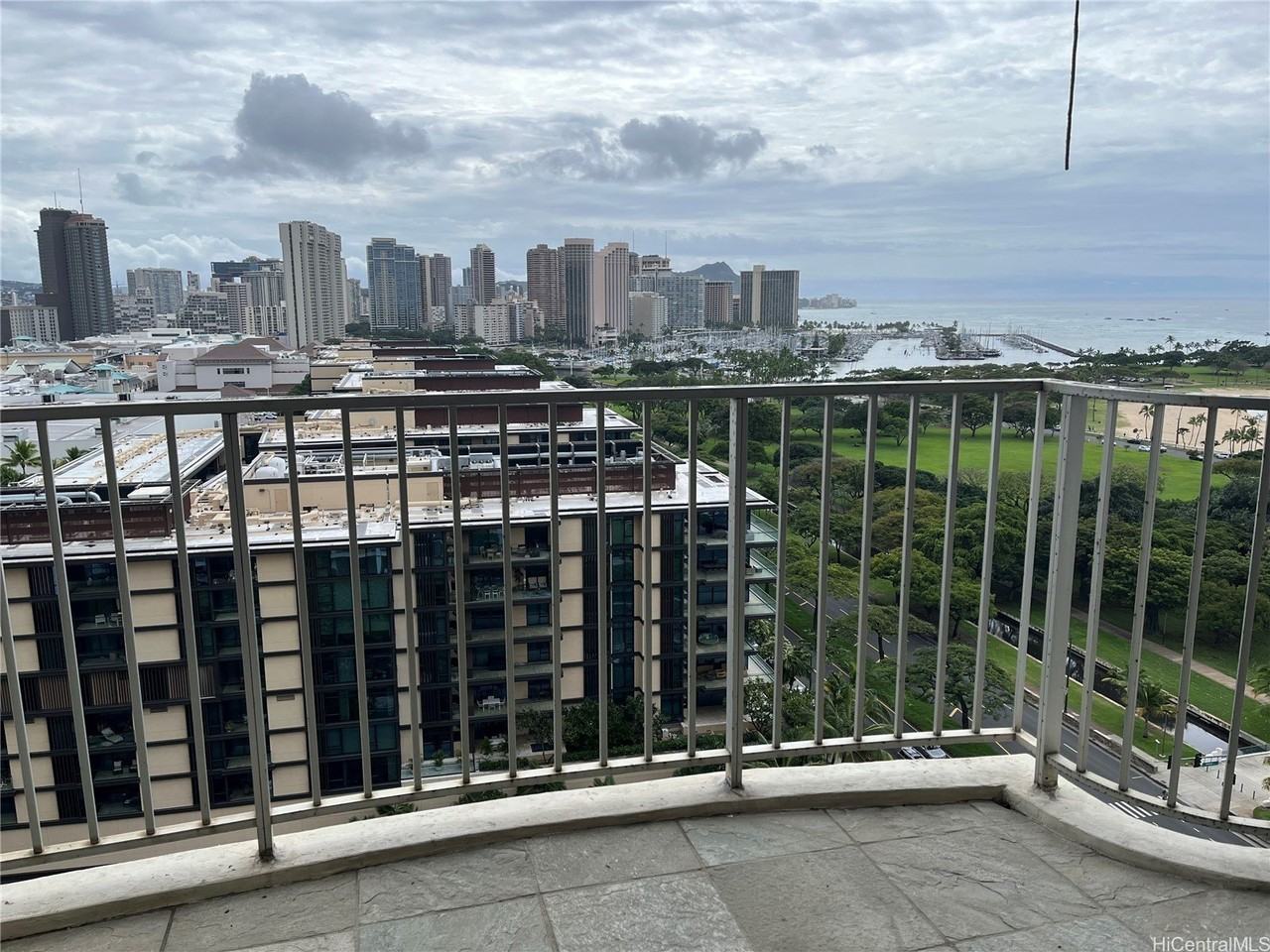 1350 Ala Moana Blvd Apt 1904 - Photo 7 of 19