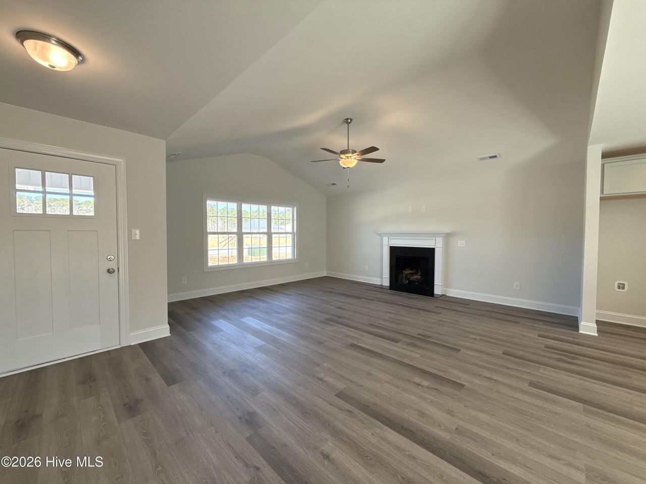 1019 Croaker Court - Photo 6 of 25