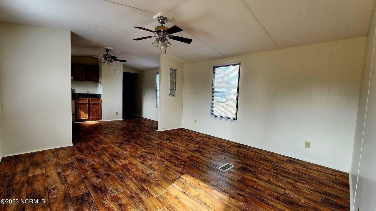 1309 13th St - Photo 5 of 18